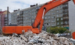 Вывоз строительного мусора с участка в Нальчике недорого от 1581 руб. | 2Землекопа-Нль